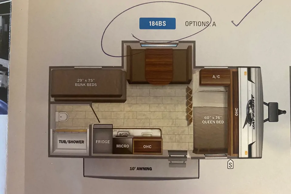 Goliath's Jayco Jay Flight SLX7 Baja Travel Trailer à Langley, British Columbia