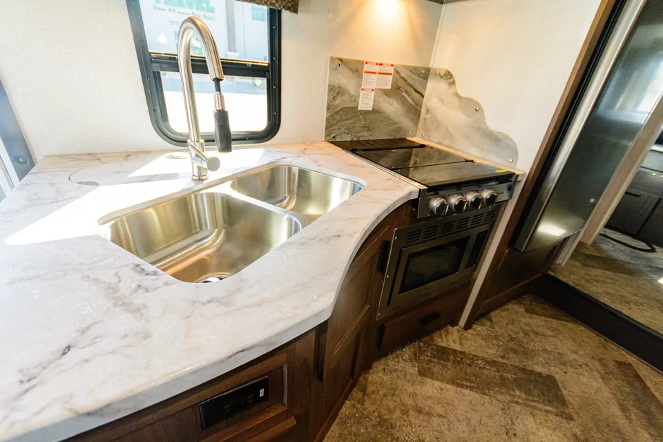 2021 Forest River Sunseeker 2500TS