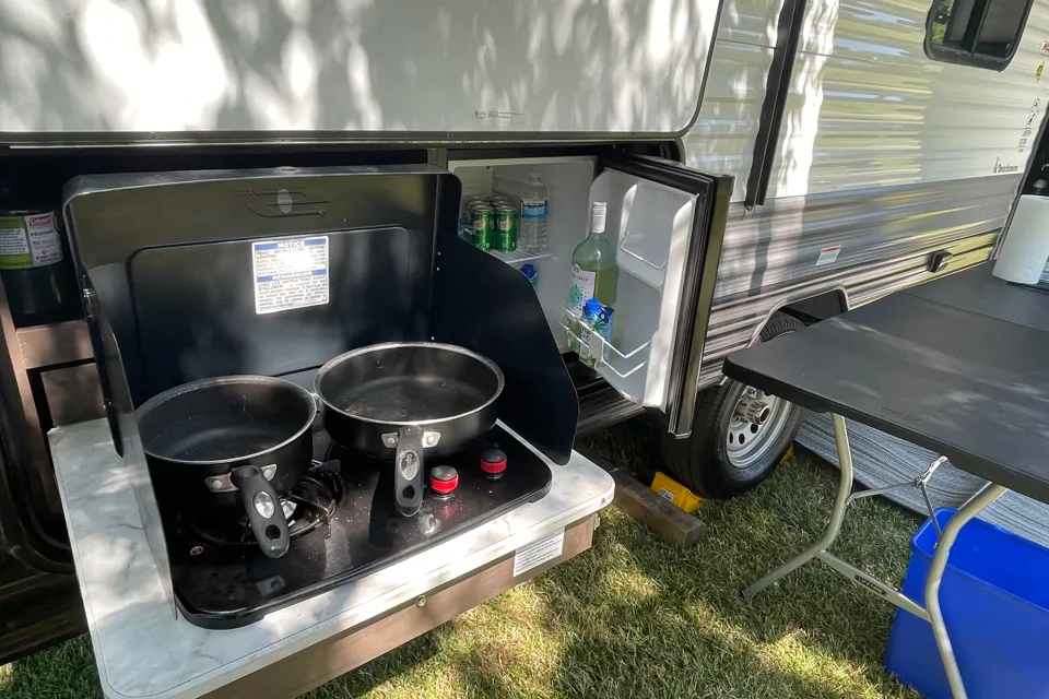 Janser's Coleman Dutchmen 18BH Travel Trailer in London, Ontario