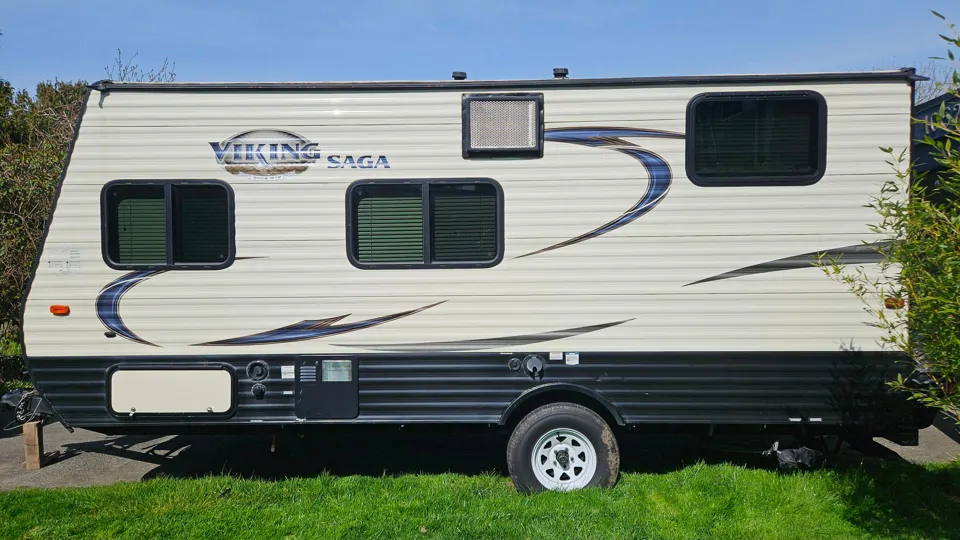 2017 Coachmen Viking saga 17 BH