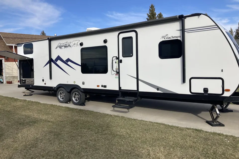 2020 Coachmen Apex