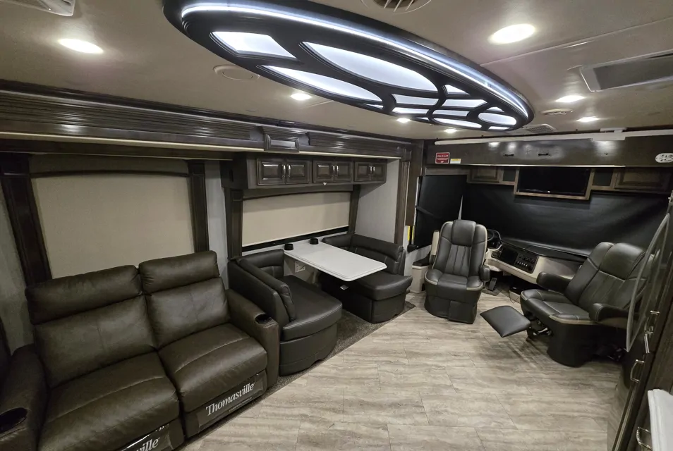 2020 Holiday Rambler Navigator