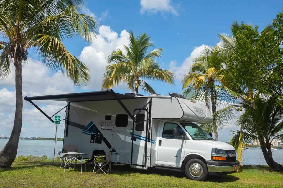 Rent My RV Coachmen Cross Trail XL 22XG Class C in Miami, Florida