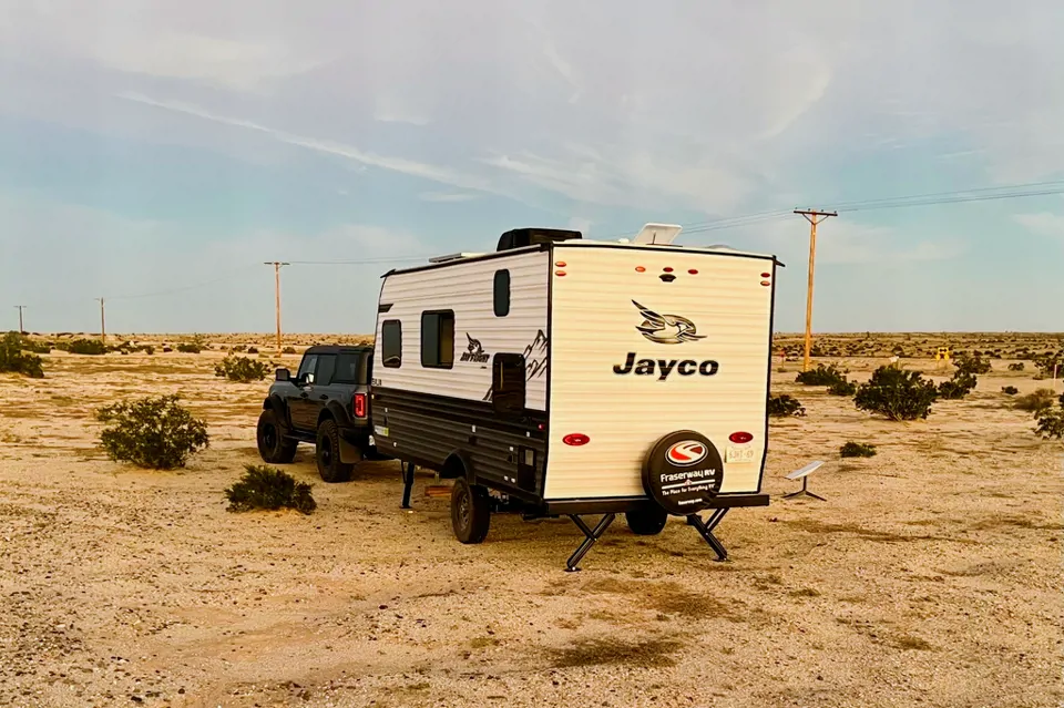 Jayflight Baja Bunkhouse Lightweight Off Grid in Calgary, Alberta