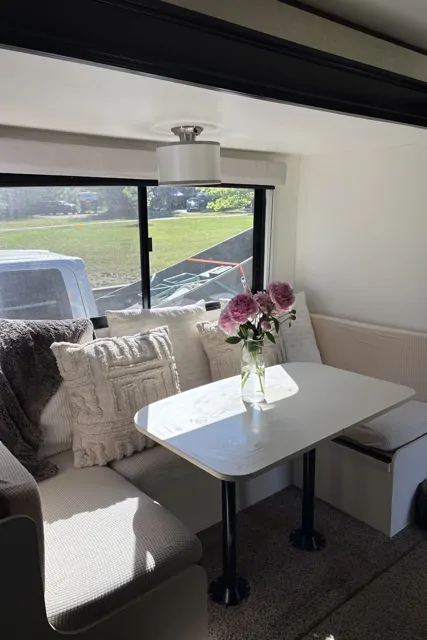 2019 Jayco Rocky Mountain 24BH