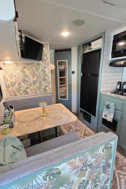2019 Coleman 2125BH