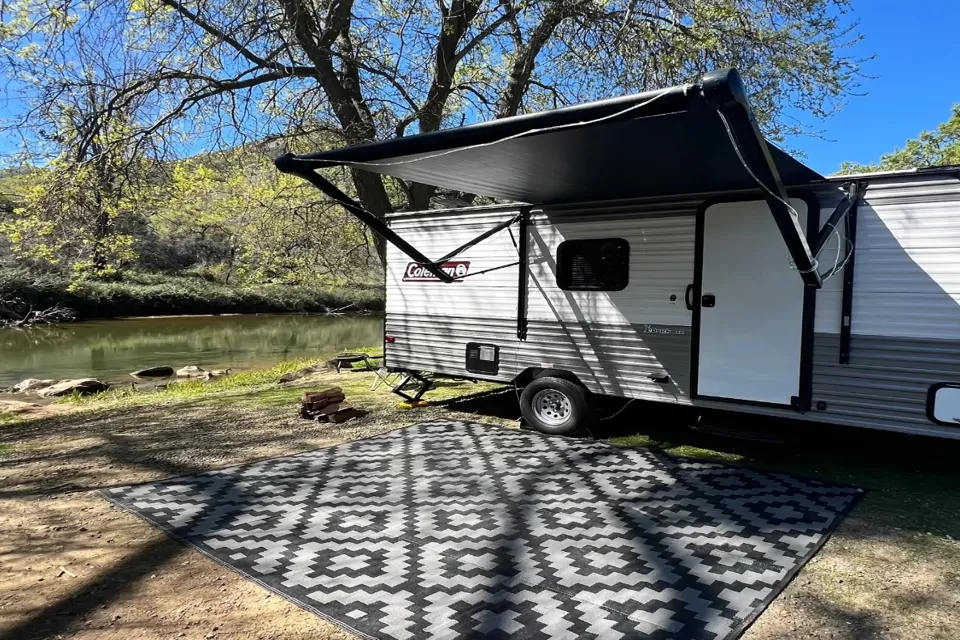 2024 Coleman Lantern lt 17B