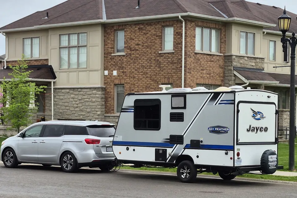 2018 Jayco Jay Feather 16 XRB Hybrid Camper