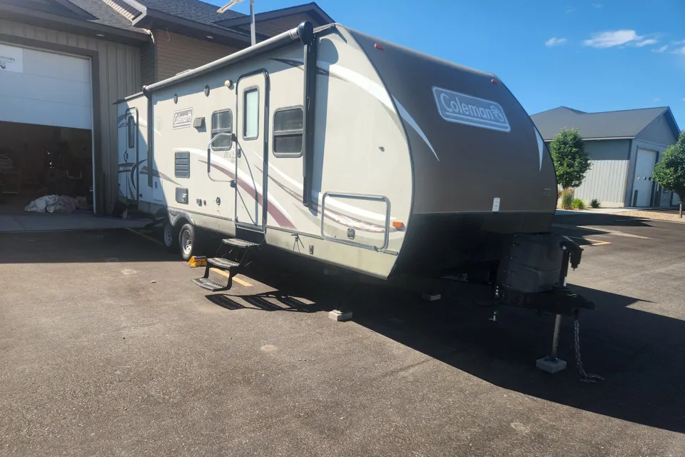 2016 Coleman 2855bh