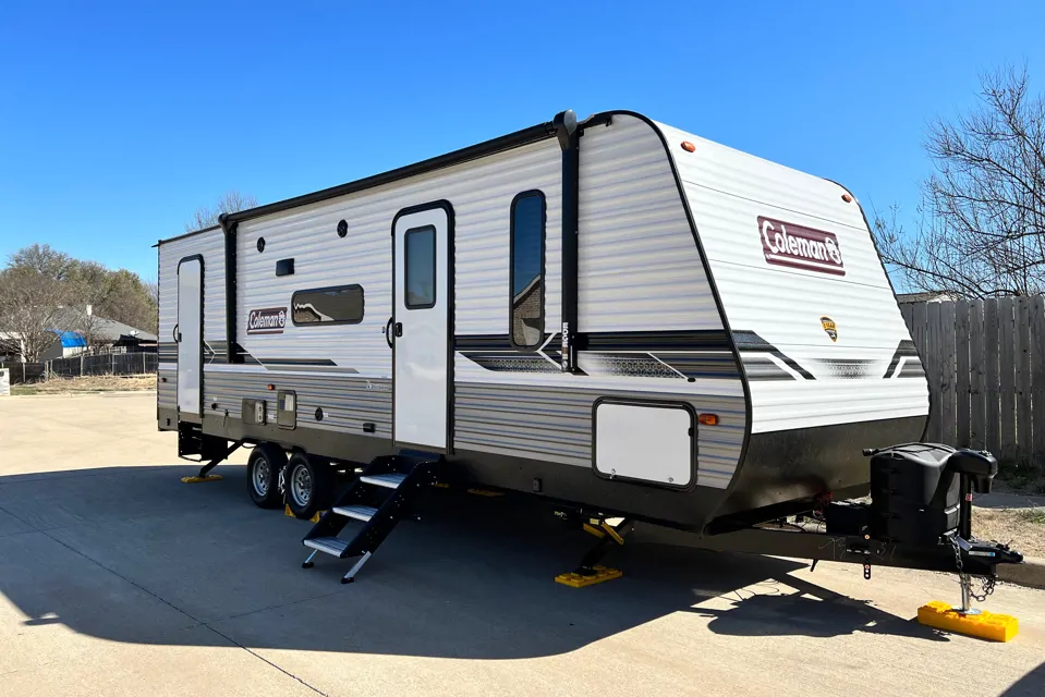 2022 Coleman Lantern 263BH