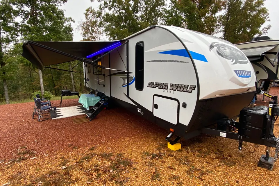 2020 Forest River Cherokee Alpha Wolf 27RK-L