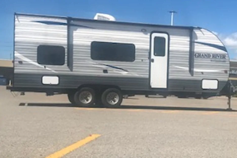 2019 Grand River 267BH