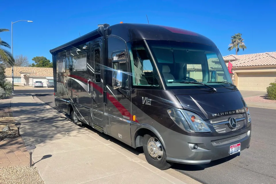 Lori Ibanez's Winnebago WMH25P Class A in Mesa, Arizona