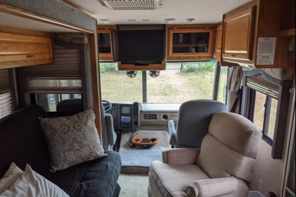 Rich's Fleetwood Bounder Class A in Willow-River, Minnesota