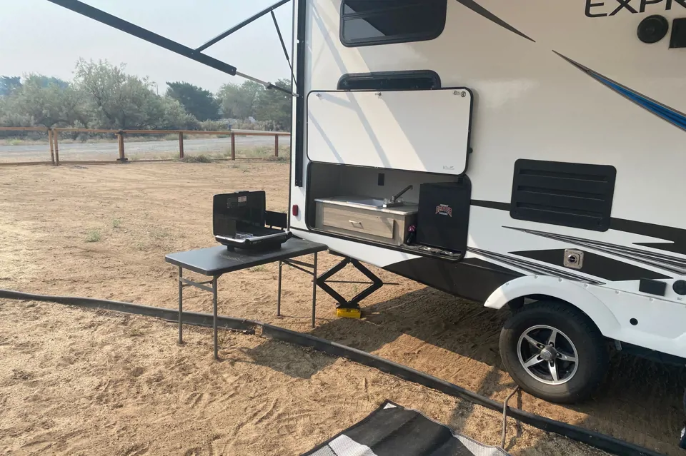 Chris's Coachmen Freedom Express Ultra Light Travel Trailer in New-Washoe-City, Nevada