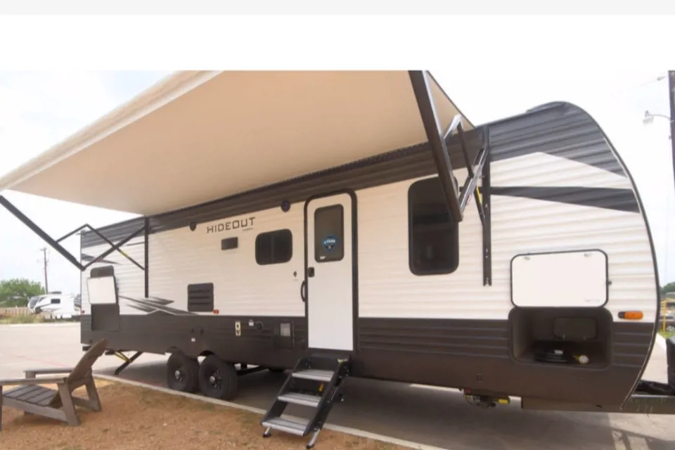 2021 Family Fun RV Bunkhouse - Plus a FREE 3 Day / 2 Night trip on us (Joey) in Cibolo, Texas