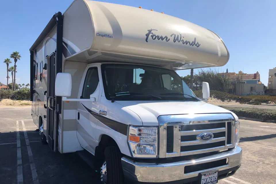 2017 Thor Motor Coach 2017