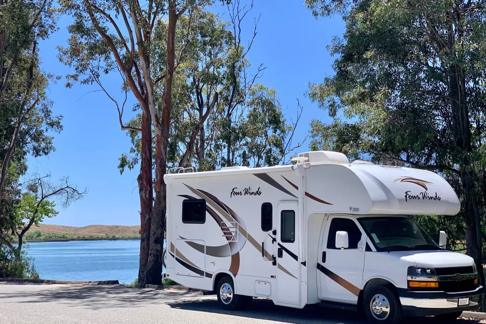2018 Thor Motor Coach Four winds 22e
