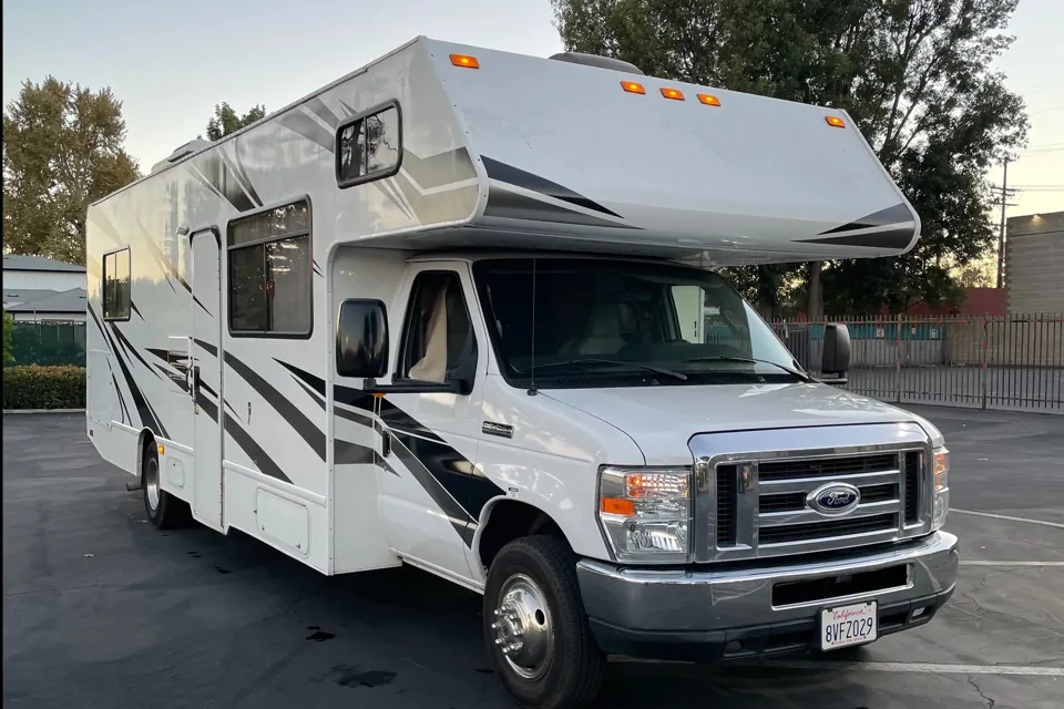 Free propane, no additional charge (only cleaning), free parking in Los-Angeles, California