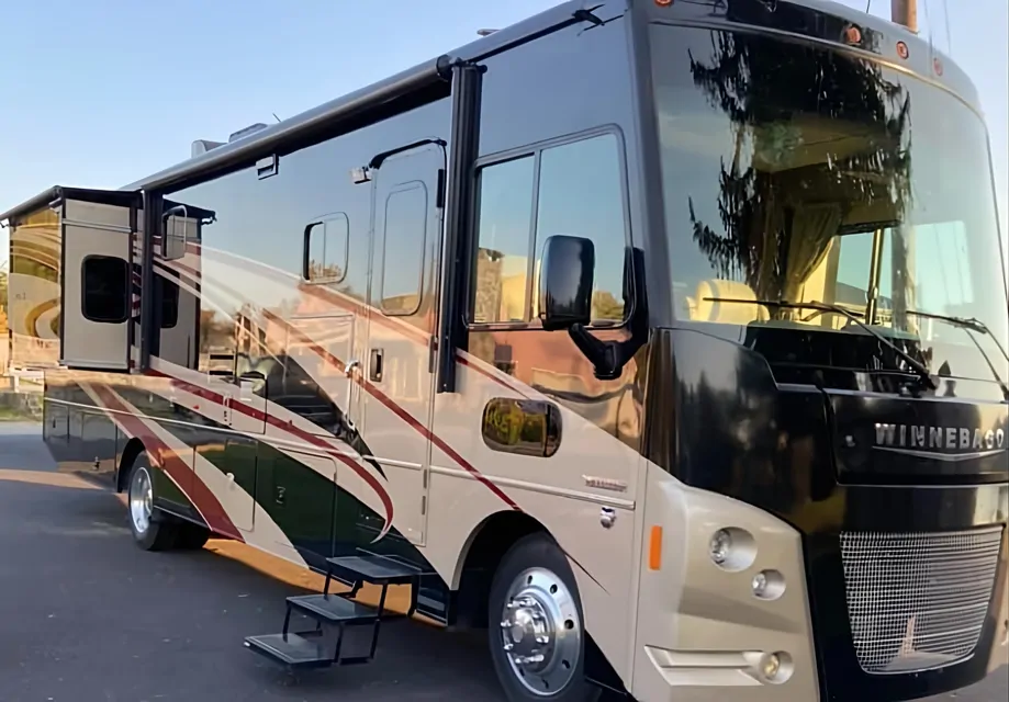 2016 Winnebago Vista LX