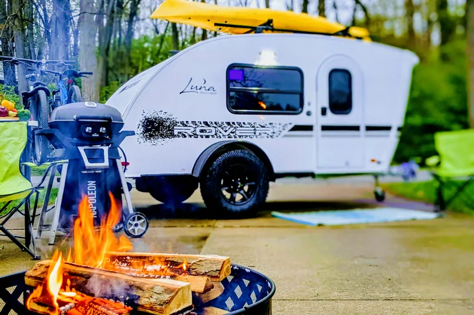 InTech Luna Rover Lightweight Overland Trailer - Glamping Adventures Sleeping 4! in Akron, Ohio