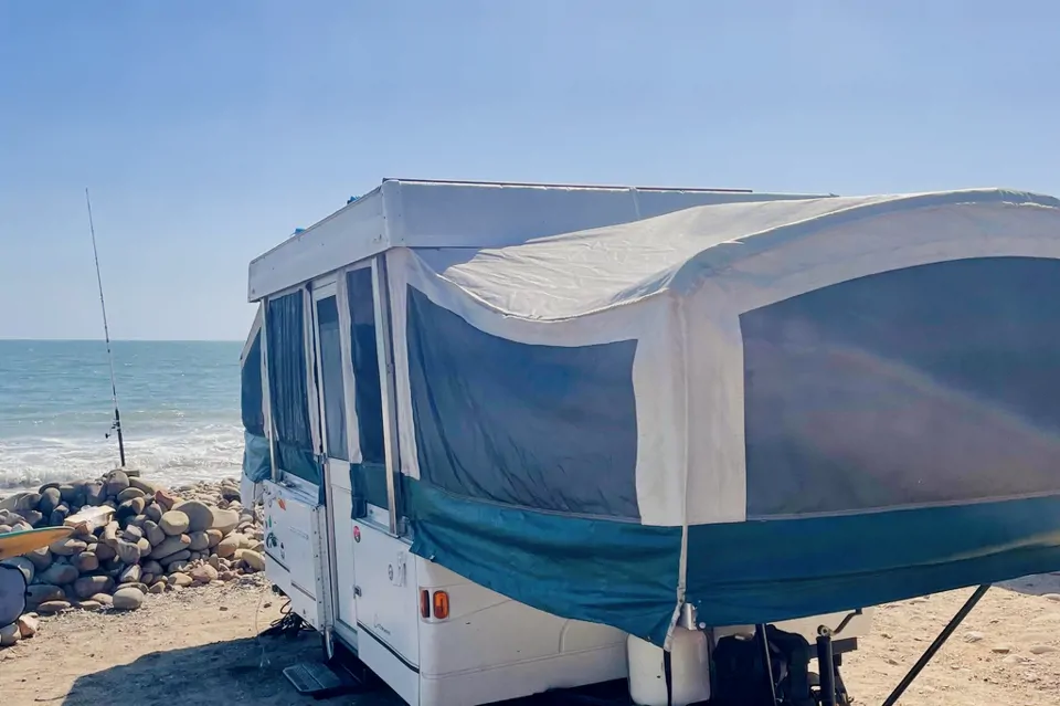 Gavin's Coleman Cottonwood Tent Trailer à Temecula, California