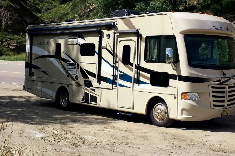 2015 Thor Motor Coach ACE 27.1
