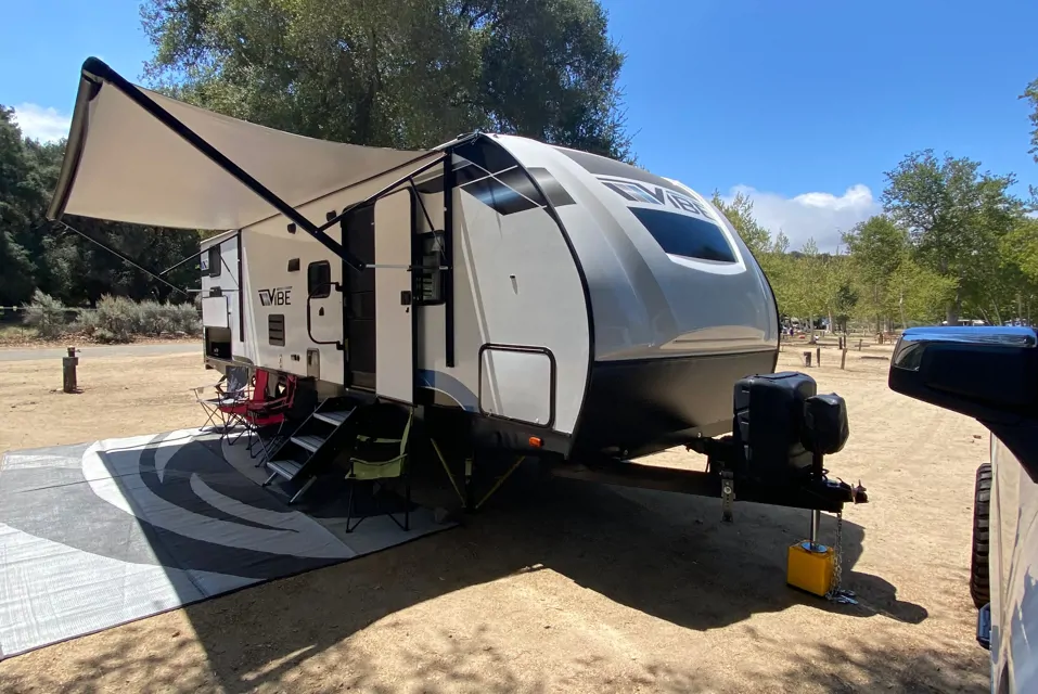 Chase's Forest River Vibe Travel Trailer à Temecula-, California