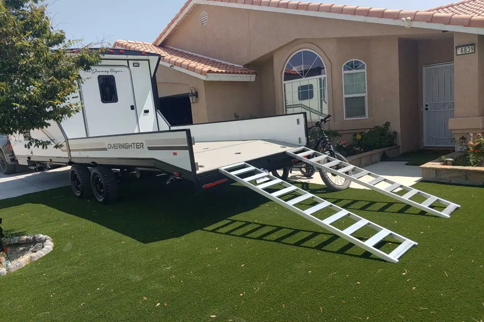 Leonel's Genesis Over Niter Toy Hauler in Victorville, California