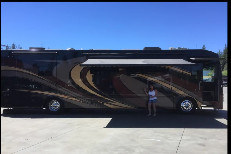 2016 Thor Motor Coach Tuscany