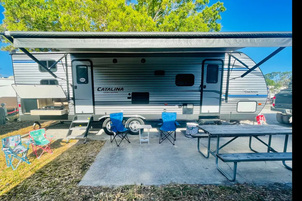 Cruzin’ Catalina Bunkhouse Retreat in Bradenton, Florida