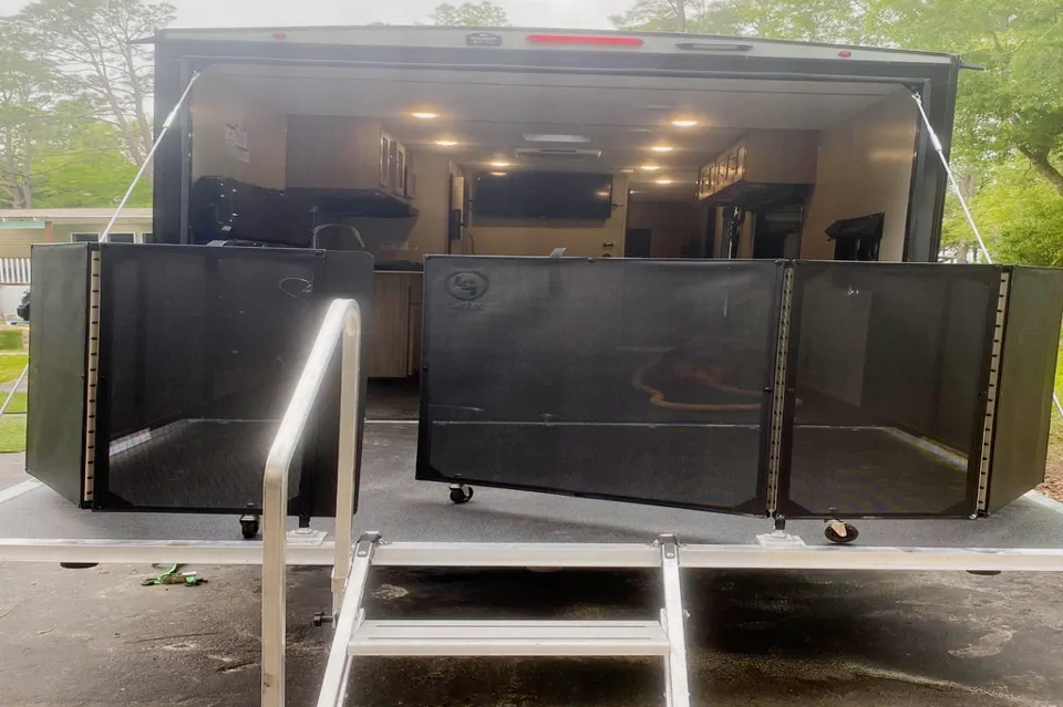 Robert's Coachmen Adrenaline Toy Hauler in Bunnell, Florida
