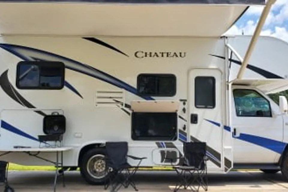 RV Trippin' - "Theodore" - Thor Chateau in Magnolia, Texas