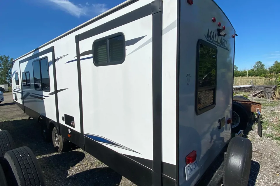 Heartland Mallard M33 Travel Trailer in Petrolia, Ontario