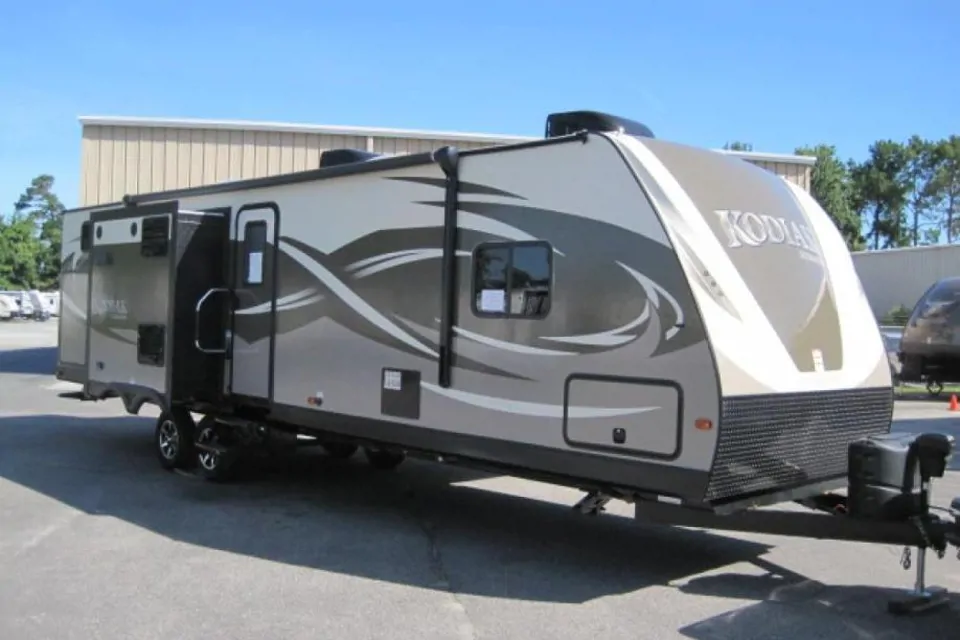 2017 Dutchmen Kodiak 320BHS