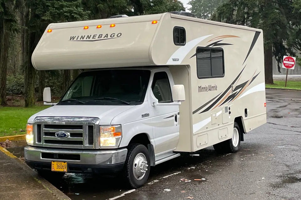 2016 Winnebago Minnie Winnie 
