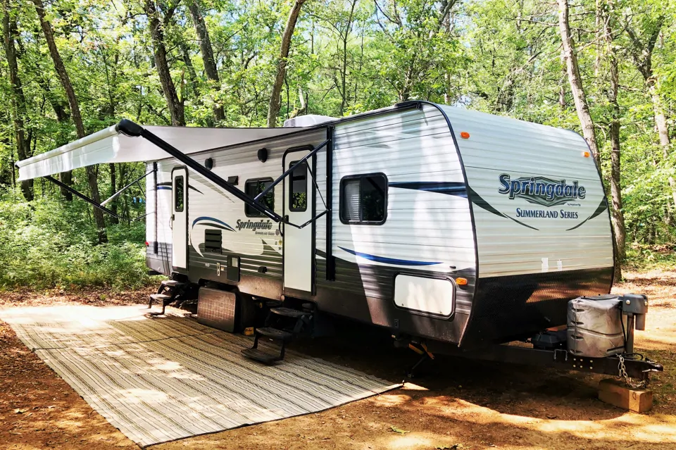 2016 Keystone Summerland M-2720 BM