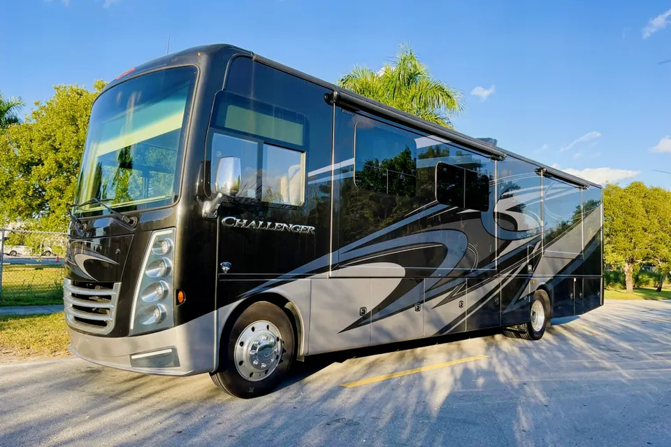 Oscar’s Thor Motor Coach challenger Class A in Miami, Florida