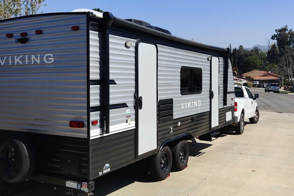  Viking Saga Travel Trailer in Corona, California