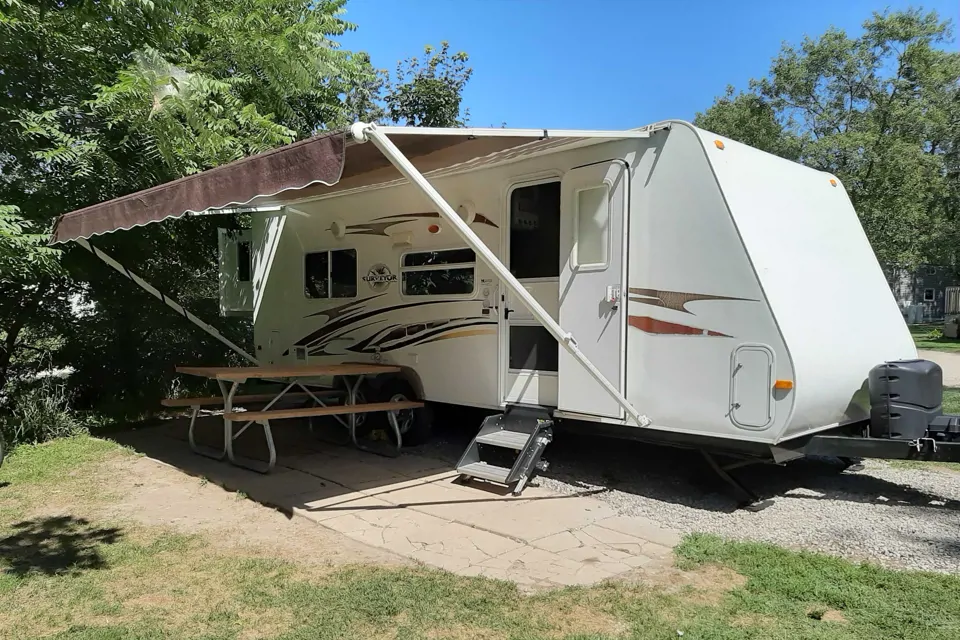 2009 Forest River svt235RKS