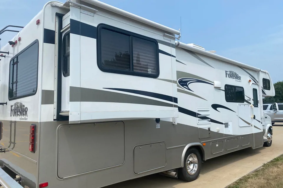 Rv Life Forest River Forester Class C in Cedar-Rapids, Iowa