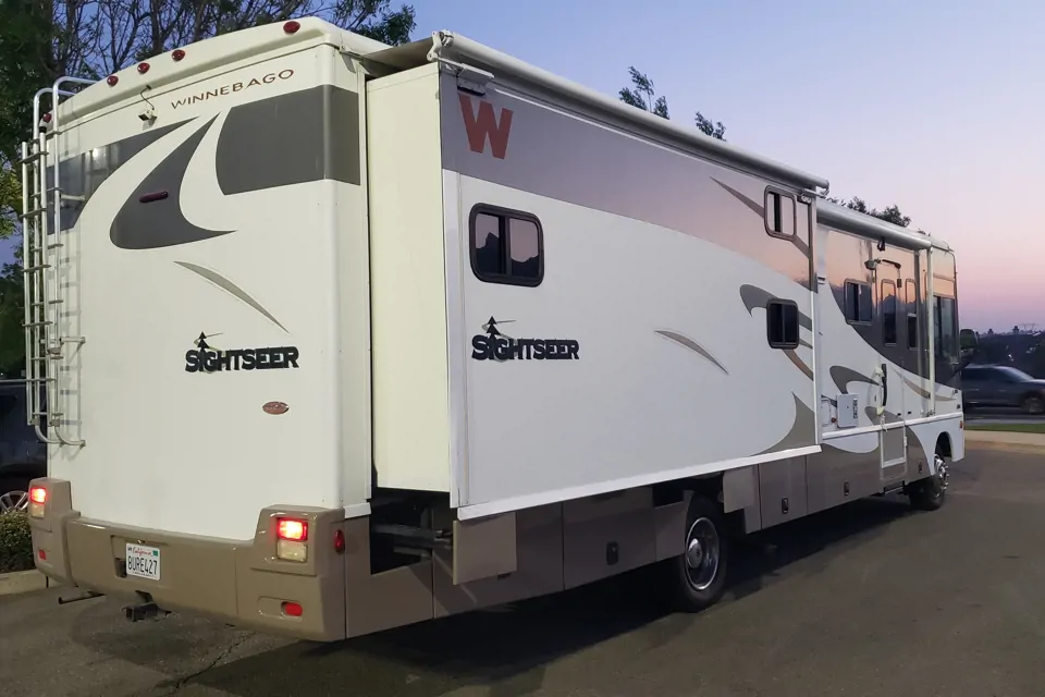 2007 Winnebago Sightseer