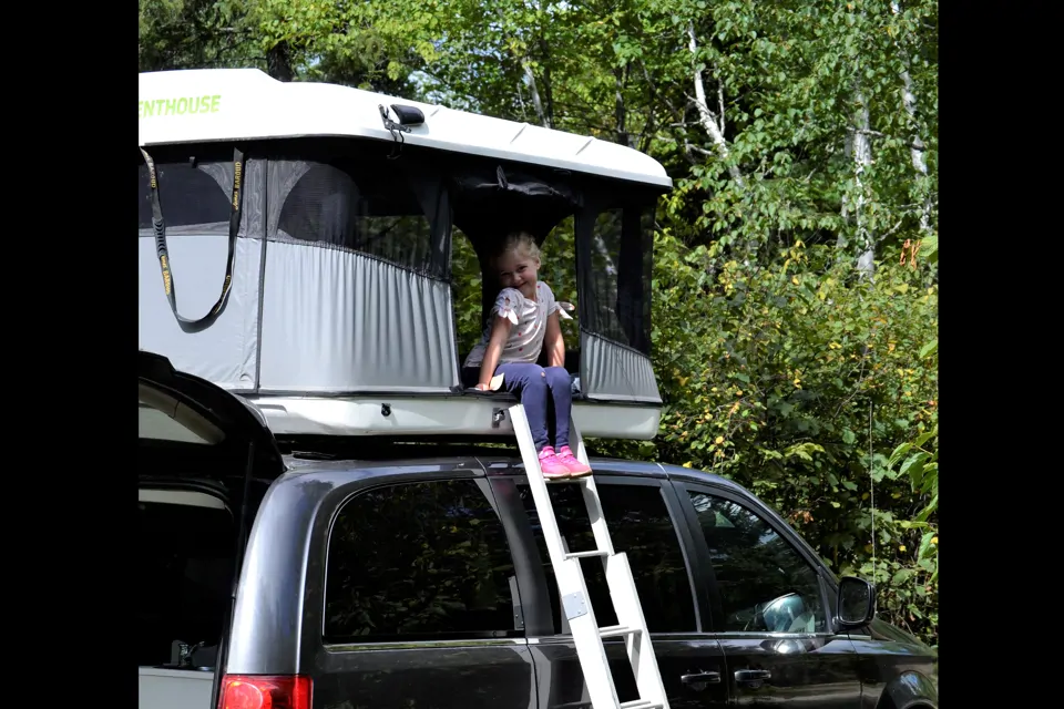Fuel Efficient, Easy to Drive Campervan! Seats/Sleeps 4 adults, 5 w/kids! in Farmington, Utah