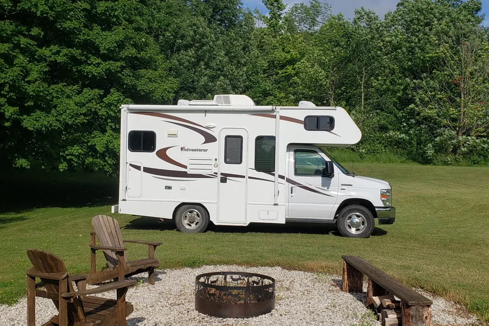 2013 Other Adventurer 19RK