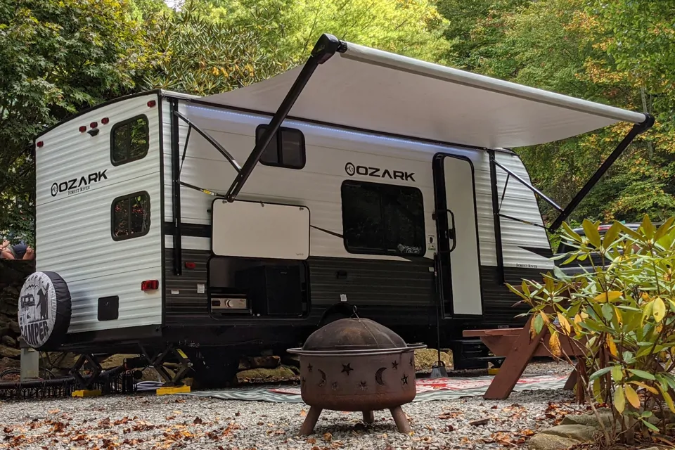 Eimy's Forest River Ozark Travel Trailer in Vale, North Carolina