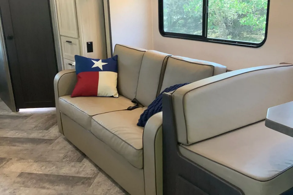 Forest River Sunseeker Class C in Austin, Texas