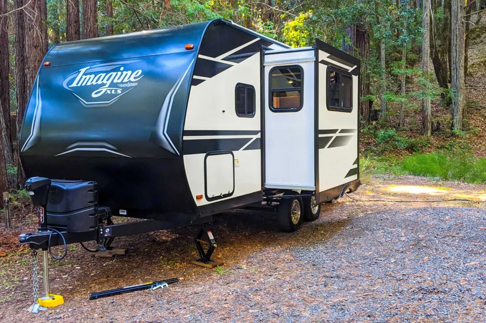 Rustic Luxury- 2022 Grand Design Imagine XLS  Travel Trailer à Half-Moon-Bay, California