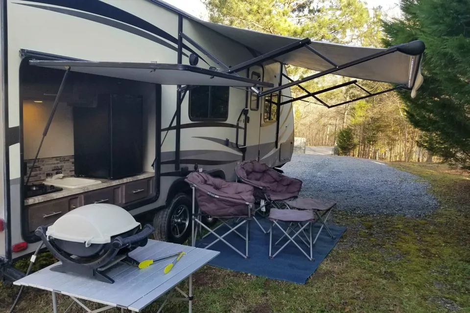 Outdoor Kitchen *5 Star Rating* Affordable Luxury in Richburg, South Carolina