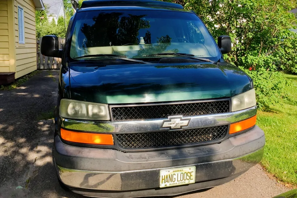 2003 GMC express NewWest