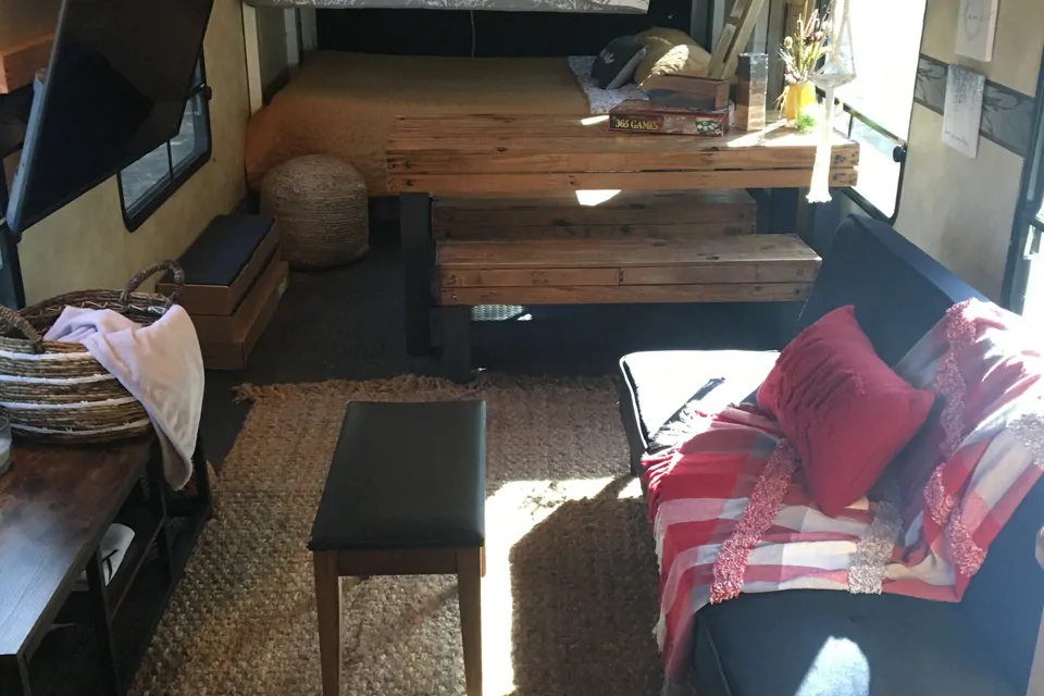 Rent my RV Cottage from 95/night RVezy